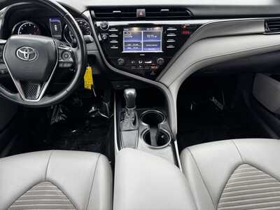 2020 Toyota Camry, $16895. Photo 2