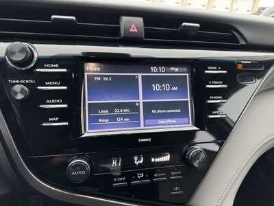 2020 Toyota Camry, $16895. Photo 3