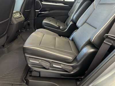 2026 Cadillac Escalade, $120770.0. Photo 11