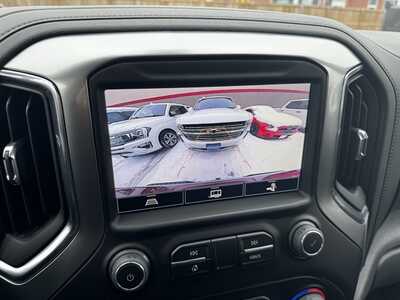 2022 Chevrolet 1500 Crew Cab, $41599. Photo 4