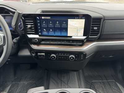 2026 Chevrolet 1500 Crew Cab, $47505.0. Photo 2