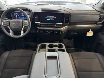 2026 Chevrolet 1500 Crew Cab, $47505.0. Photo 6