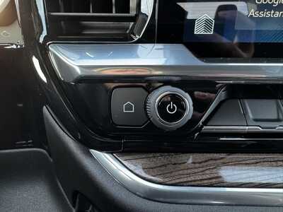 2026 Chevrolet 1500 Crew Cab, $52595.0. Photo 11