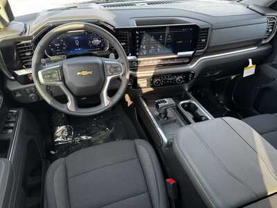 2026 Chevrolet 1500 Crew Cab, $52595.0. Photo 8