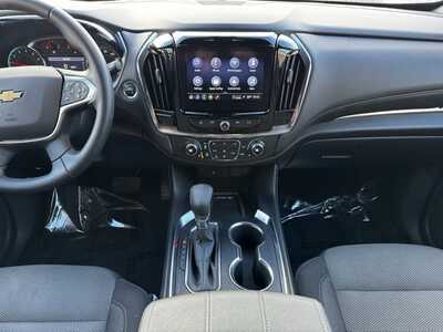 2023 Chevrolet Traverse, $30495. Photo 2