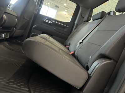 2026 Chevrolet 1500 Crew Cab, $53270.0. Photo 10