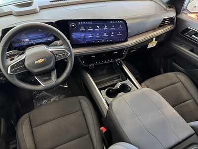 2026 Chevrolet Suburban, $68185.0. Photo 6