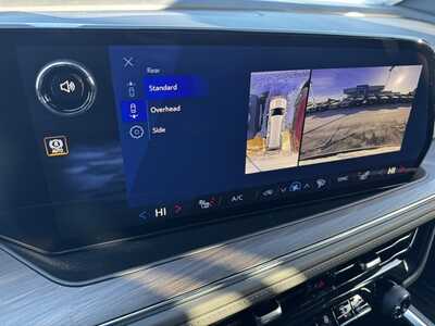 2026 Chevrolet Suburban, $73180.0. Photo 8