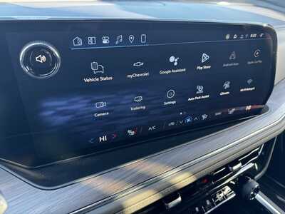 2026 Chevrolet Suburban, $73180.0. Photo 9