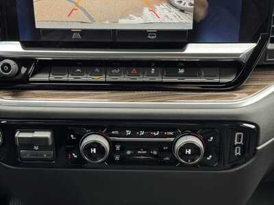 2026 Chevrolet 1500 Crew Cab, $50005.0. Photo 12