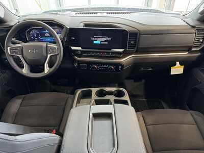 2026 Chevrolet 1500 Crew Cab, $50005.0. Photo 7