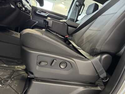 2026 Chevrolet 1500 Crew Cab, $50005.0. Photo 8