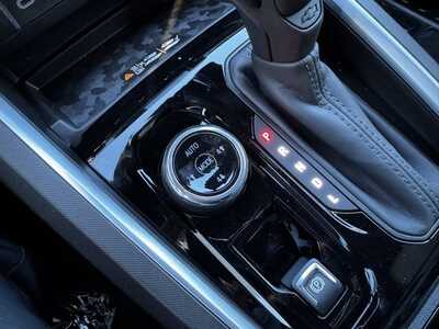 2026 Chevrolet Colorado Crew Cab, $42895.0. Photo 9