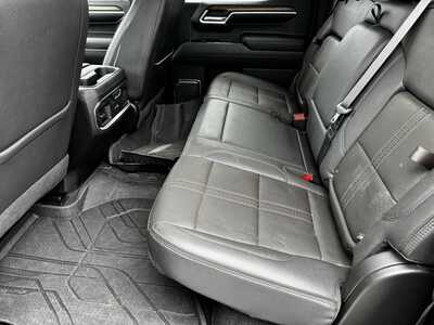 2022 Chevrolet 1500 Crew Cab, $42999. Photo 6