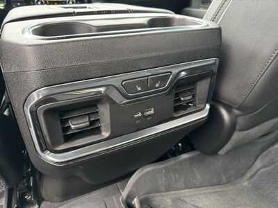 2022 Chevrolet 1500 Crew Cab, $42999. Photo 7