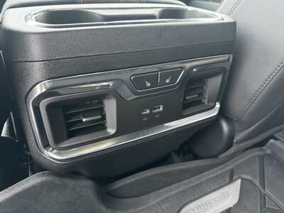 2025 Chevrolet 1500 Crew Cab, $57995. Photo 8