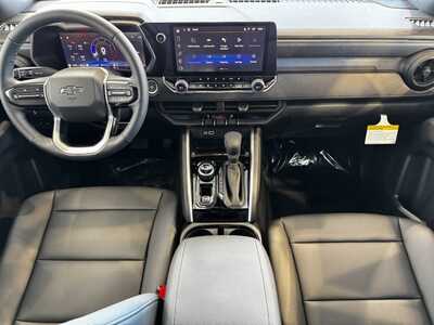 2026 Chevrolet Colorado Crew Cab, $42895.0. Photo 8