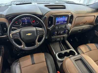 2019 Chevrolet 1500 Crew Cab, $28985. Photo 5