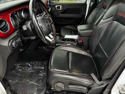 2022 Jeep Gladiator, $34999. Photo 5