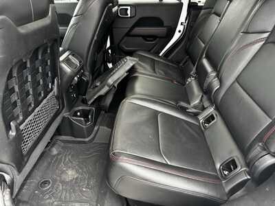 2022 Jeep Gladiator, $34999. Photo 6