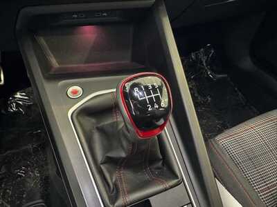 2022 Volkswagen Golf, $19995. Photo 11