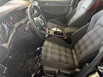 2022 Volkswagen Golf, $19995. Photo 5