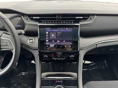 2023 Jeep Grand Cherokee, $28999. Photo 2