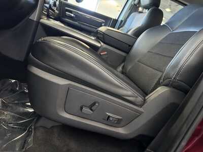 2017 RAM 1500 Crew Cab, $20990. Photo 8