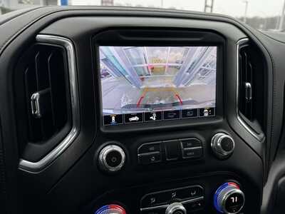 2022 GMC 2500 Crew Cab, $48499. Photo 4