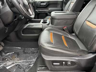 2022 GMC 2500 Crew Cab, $48499. Photo 5