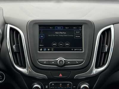 2019 Chevrolet Equinox, $12494. Photo 3