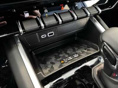 2026 Chevrolet Colorado Crew Cab, $44940.0. Photo 11