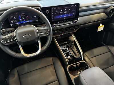 2026 Chevrolet Colorado Crew Cab, $42895.0. Photo 7