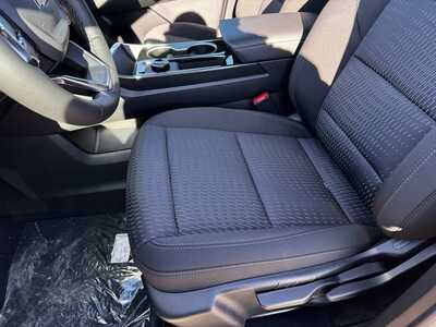 2026 Chevrolet Equinox, $31795.0. Photo 5