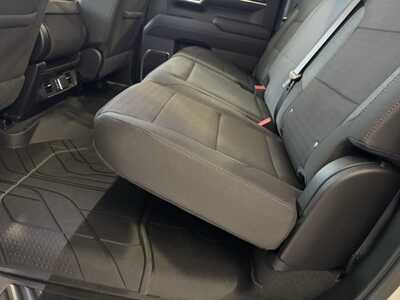 2026 Chevrolet 1500 Crew Cab, $48305.0. Photo 10