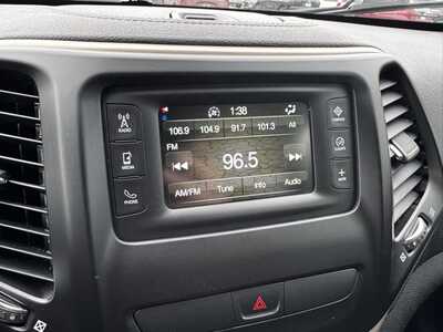 2015 Jeep Cherokee, $9995. Photo 3
