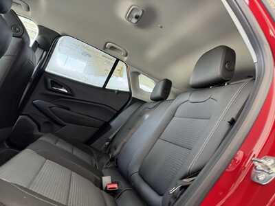 2026 Chevrolet Trax, $23885.0. Photo 11