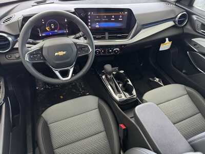 2026 Chevrolet Trax, $23885.0. Photo 6