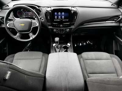2023 Chevrolet Traverse, $30975. Photo 10