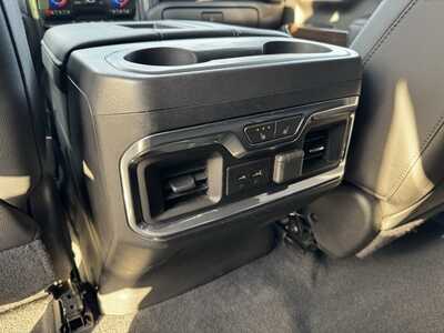 2020 GMC 1500 Crew Cab, $31695. Photo 8