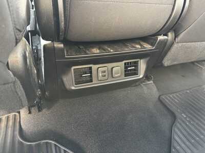 2023 Chevrolet 3500 Crew Cab, $44675. Photo 7