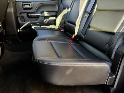 2017 GMC 3500 Crew Cab, $44995. Photo 6