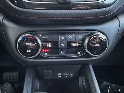 2023 Chevrolet TrailBlazer, $22470. Photo 11