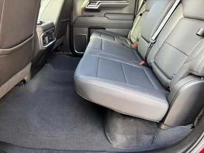 2025 Chevrolet 1500 Crew Cab, $51999. Photo 6