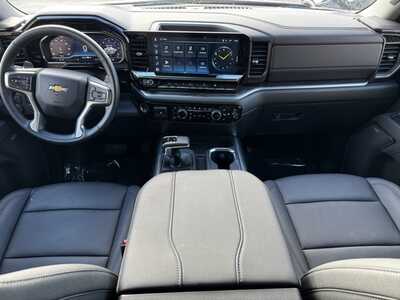 2025 Chevrolet 1500 Crew Cab, $51999. Photo 9