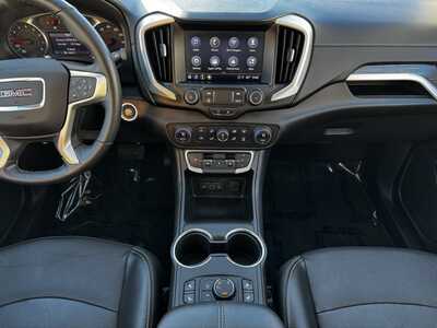 2023 GMC Terrain, $23490. Photo 2