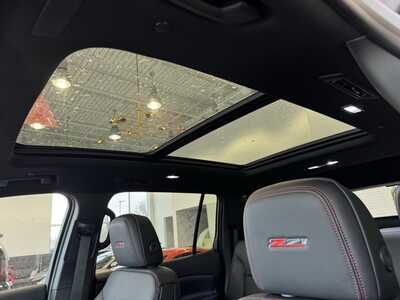 2026 Chevrolet Traverse, $53115.0. Photo 10