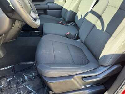 2021 Chevrolet 1500 Crew Cab, $27895. Photo 5