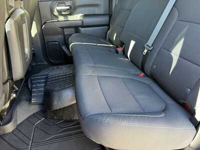 2021 Chevrolet 1500 Crew Cab, $27895. Photo 6