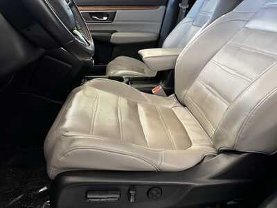 2017 Honda CR-V, $16980. Photo 5